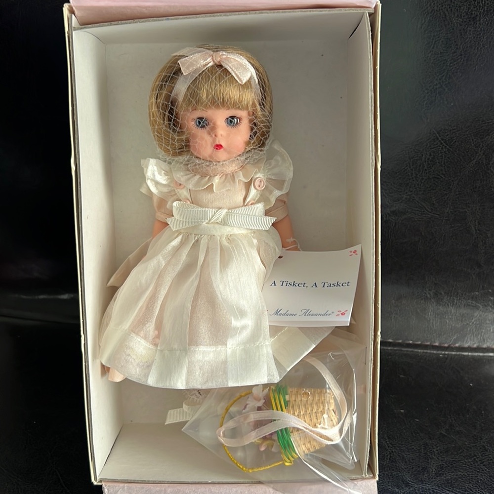 Madame Alexander Doll - A Tisket, A Tasket